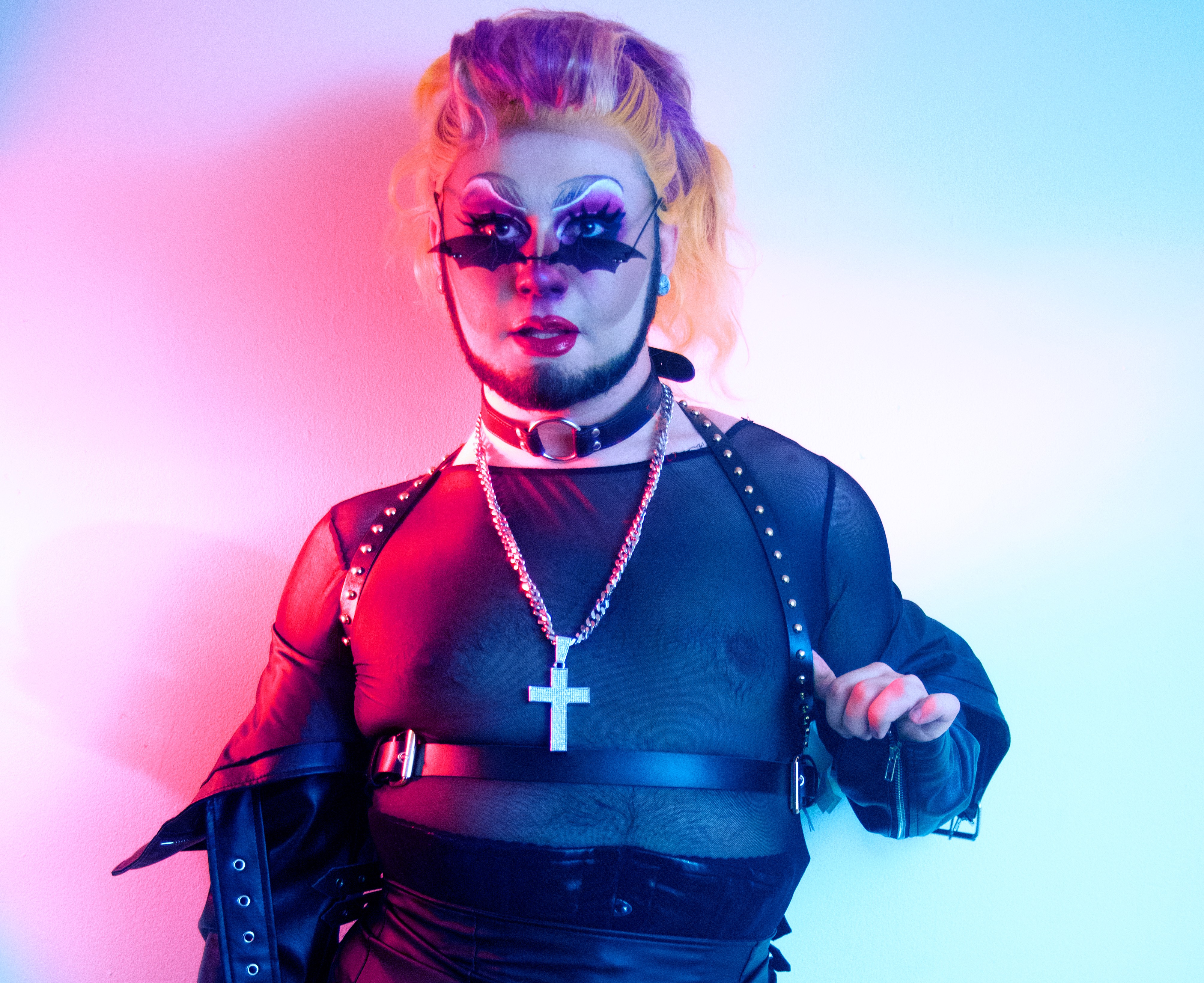 Features | Drag fever with Typhoid Mary | The Polytechnic