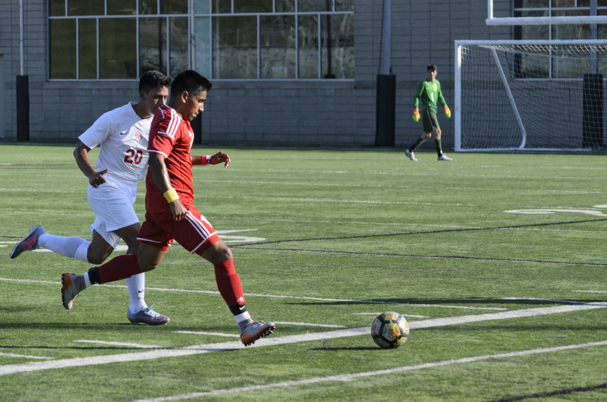 mens soccer webleveled jonathan caicedo