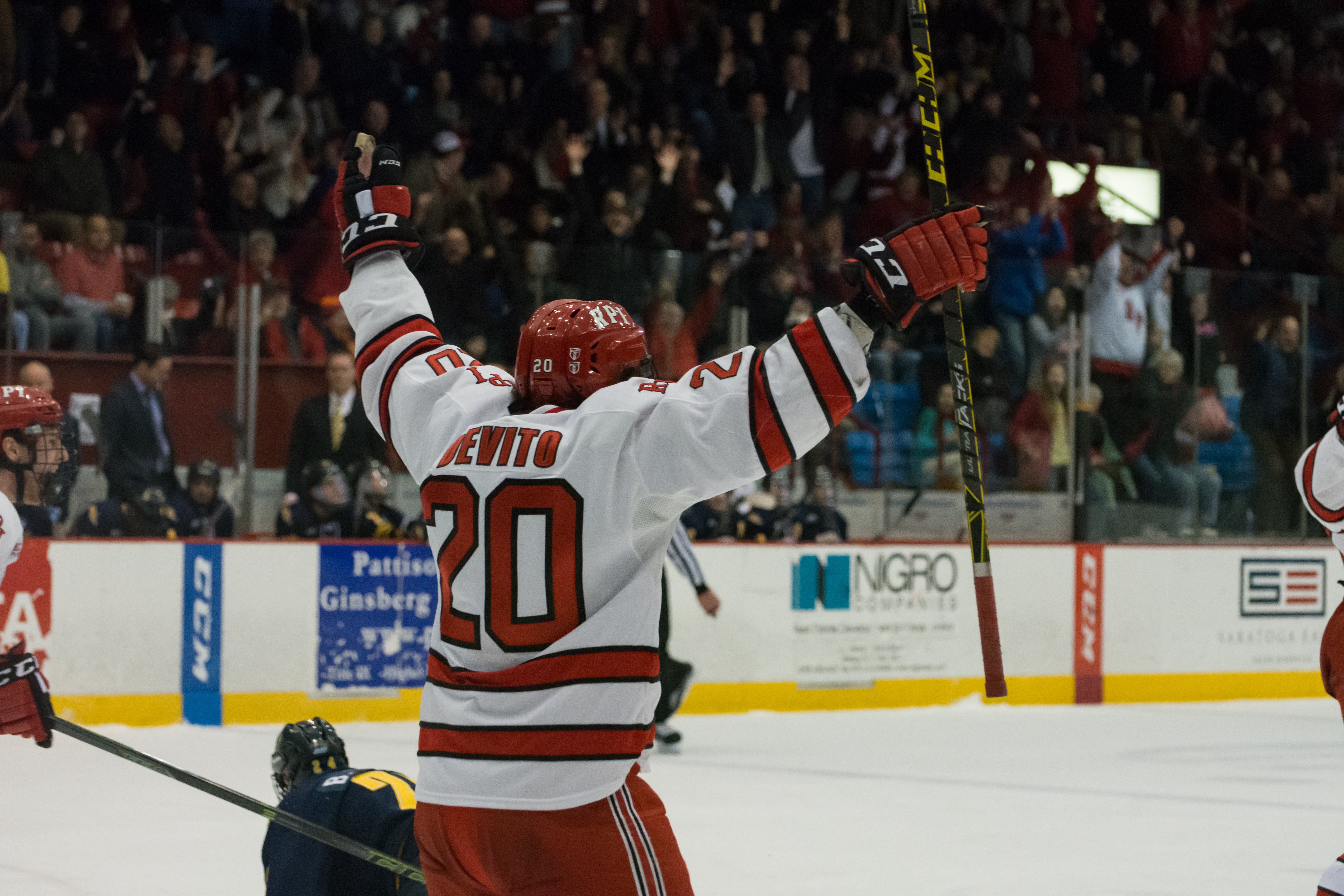 Mens hockey vs. Quinnipiac 13